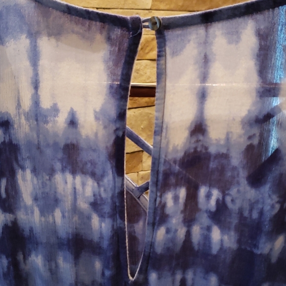 Jumpsuit shorts with peasants sleeves - Picture 4 of 11